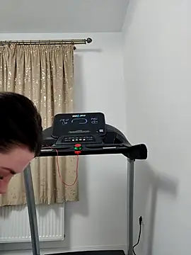 Snapshot of leeya_lee chatting on February 18, 3:53 am leeya lee online show from February 18, 3:53 am