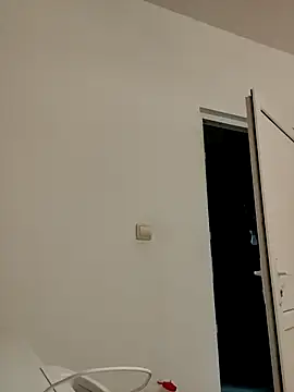 Snapshot of leeya_lee chatting on March 21, 9:12 pm leeya lee online show from March 21, 9:12 pm