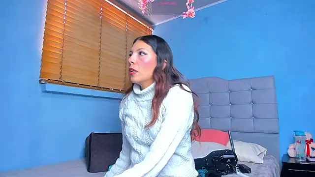 Snapshot of Selenakyle92_ chatting on March 8, 8:35 pm Selenakyle92 online show from March 8, 8:35 pm
