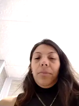 Selenakyle92  online show from March 19, 4:40 pm