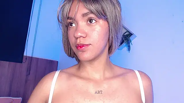 Snapshot of AmarantaFoxx chatting on March 20, 3:45 am AmarantaFoxx online show from March 20, 3:45 am