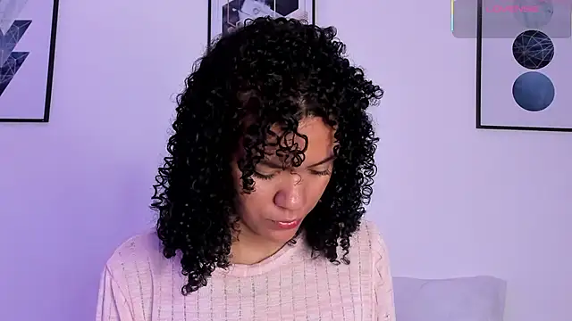 Snapshot of AmarantaFoxx chatting on March 15, 3:07 am AmarantaFoxx online show from March 15, 3:07 am