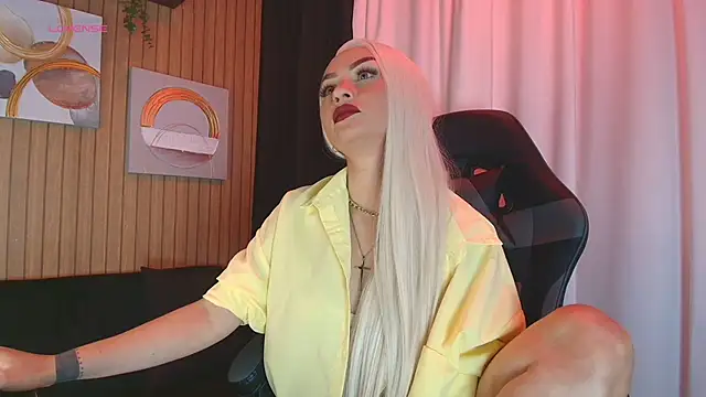 Snapshot of ArkaBella chatting on November 27, 7:47 pm ArkaBella online show from November 27, 7:47 pm