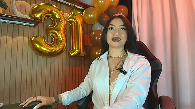 Snapshot of ArkaBella chatting on October 23, 8:51 pm ArkaBella online show from October 23, 8:51 pm