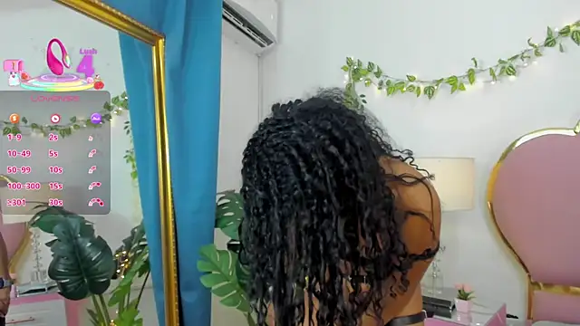 Snapshot of NahiaraReina chatting on September 15, 1:00 pm NahiaraReina online show from September 15, 1:00 pm