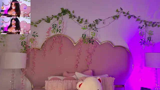 NahiaraReina online show from March 26, 1:42 pm