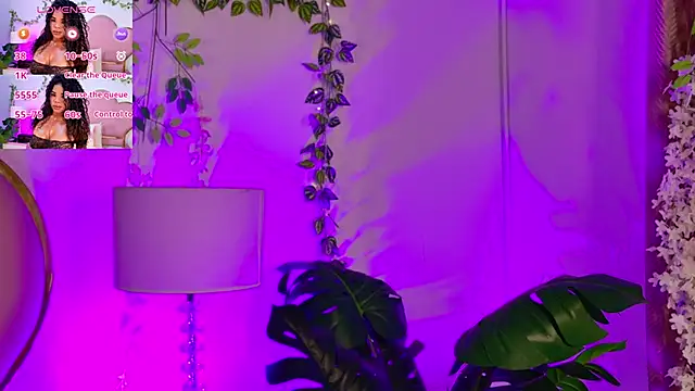 NahiaraReina online show from April 8, 1:56 pm