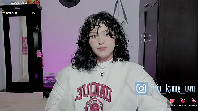 Snapshot of Ju_Kyung chatting on January 23, 9:18 am Ju Kyung online show from January 23, 9:18 am