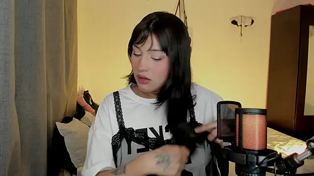 Snapshot of Ju_Kyung chatting on September 13, 12:32 am Ju Kyung online show from September 13, 12:32 am