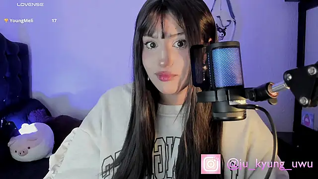 Snapshot of Ju_Kyung chatting on February 26, 9:12 am Ju Kyung online show from February 26, 9:12 am