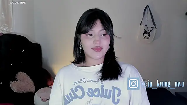 Snapshot of Ju_Kyung chatting on February 12, 10:03 am Ju Kyung online show from February 12, 10:03 am