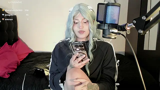 Snapshot of Ju_Kyung chatting on March 4, 10:46 am Ju Kyung online show from March 4, 10:46 am