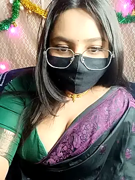 Snapshot of Deshi_Chori chatting on February 8, 3:31 pm Deshi Chori online show from February 8, 3:31 pm