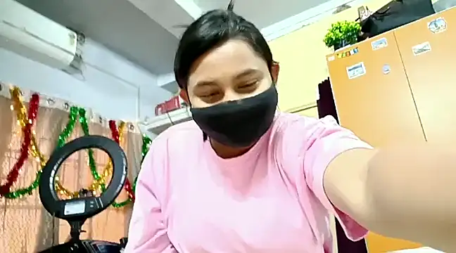 Deshi Chori online show from February 12, 11:18 am
