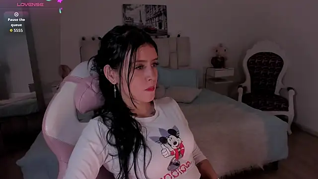 yenny garcia online show from March 24, 3:01 pm