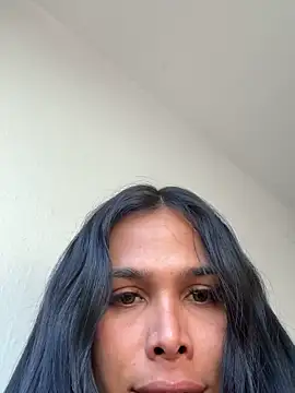 charris stefannia online show from April 30, 3:30 pm