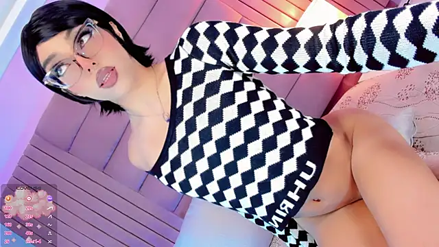 Baddinner online show from April 6, 1:23 pm