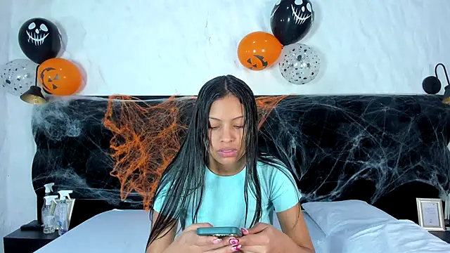 Kaylee sweet 1 online show from October 24, 7:35 pm