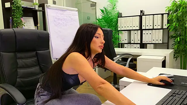 BabesGoesWild online show from October 7, 4:46 am