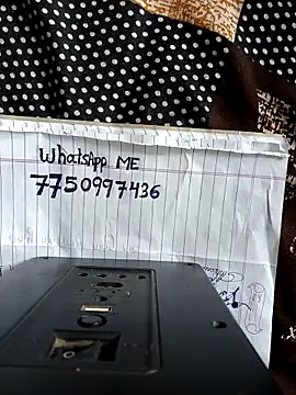 Snapshot of riteshika chatting on December 15, 9:37 am riteshika online show from December 15, 9:37 am