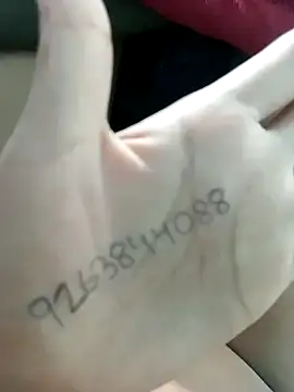 Snapshot of riteshika chatting on March 4, 6:50 pm riteshika online show from March 4, 6:50 pm