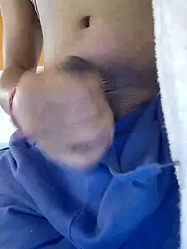 Snapshot of LuciferIndia chatting on October 27, 7:59 pm LuciferIndia online show from October 27, 7:59 pm