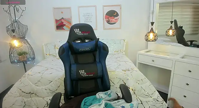 anahisbreeze online show from January 15, 11:21 am