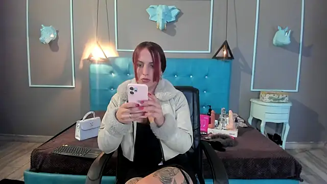 Snapshot of engel_devil chatting on June 4, 11:15 am engel devil online show from June 4, 11:15 am