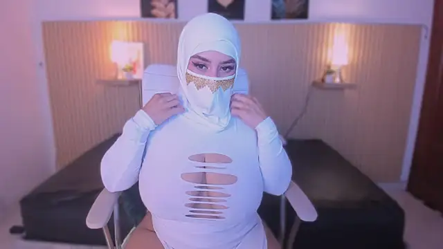 cloe sirena online show from January 18, 3:37 pm