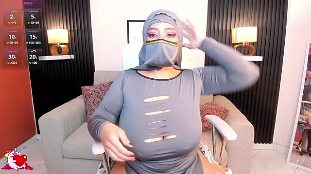 Snapshot of cloe_sirena chatting on October 10, 2:29 pm cloe sirena online show from October 10, 2:29 pm