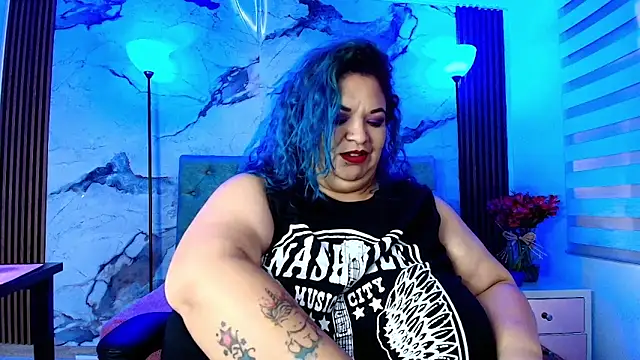 ANAMARIARIOS online show from February 7, 7:55 pm