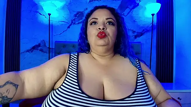 ANAMARIARIOS online show from November 19, 7:36 pm