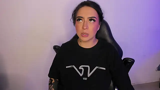 AnnikaMerliahh  online show from September 26, 4:41 am