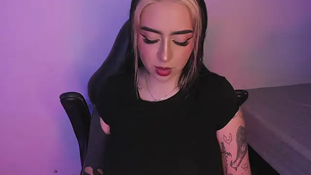 AnnikaMerliahh  online show from November 13, 3:32 am