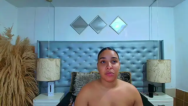 EileenBenzon online show from November 18, 2:53 pm