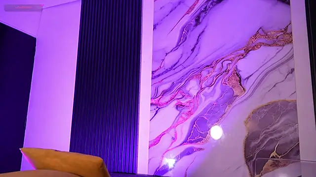 Snapshot of Lil_eva2 chatting on July 1, 7:25 pm Lil eva2 online show from July 1, 7:25 pm