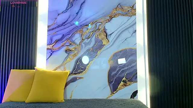 Lil eva2 online show from February 11, 7:25 pm