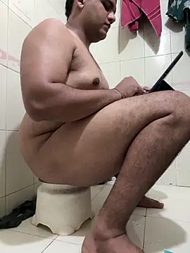 ved240 online show from April 19, 4:52 pm