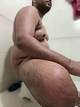 ved240 online show from March 19, 9:09 am