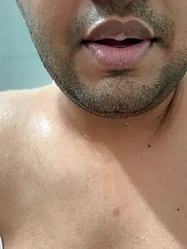 ved240 online show from March 11, 1:05 pm