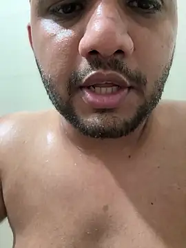 ved240 online show from March 29, 6:09 pm