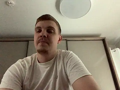 neilho1 online show from September 15, 7:09 am