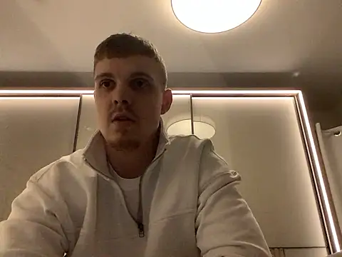 neilho1 online show from January 17, 6:44 pm