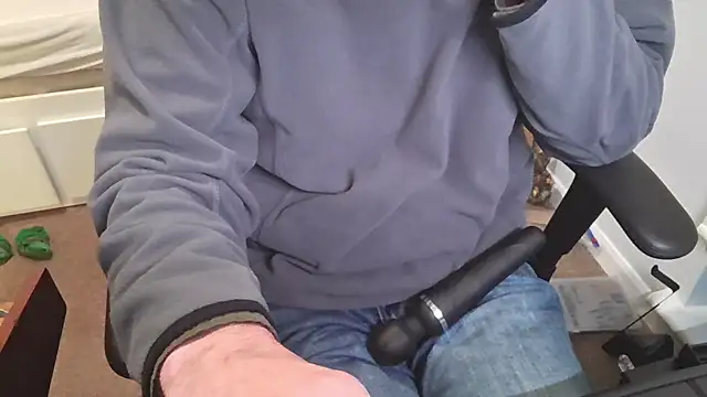 an4y8ot online show from November 26, 4:07 pm