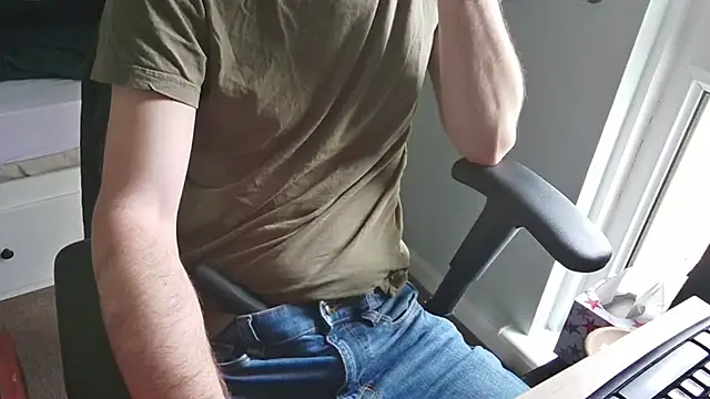 an4y8ot online show from March 29, 1:57 pm