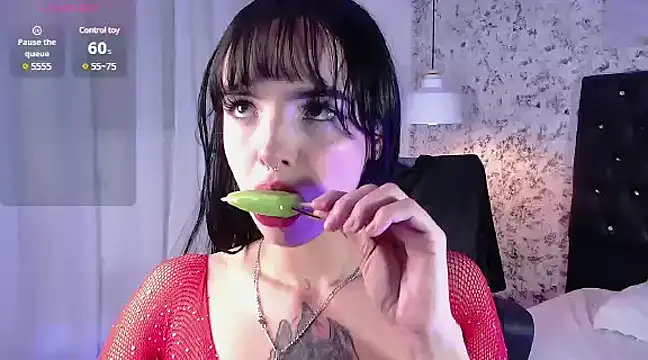 Layla crazybaby  online show from December 28, 11:16 pm
