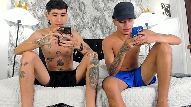 Ian and Noah online show from December 23, 12:43 am