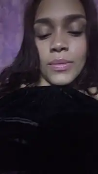 Snapshot of Cositarica_69 chatting on June 15, 1:44 pm Cositarica 69 online show from June 15, 1:44 pm