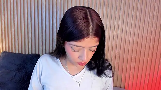 Snapshot of lana_dol chatting on October 27, 1:45 pm lana dol online show from October 27, 1:45 pm