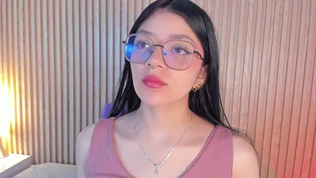 Snapshot of lana_dol chatting on November 4, 12:42 pm lana dol online show from November 4, 12:42 pm